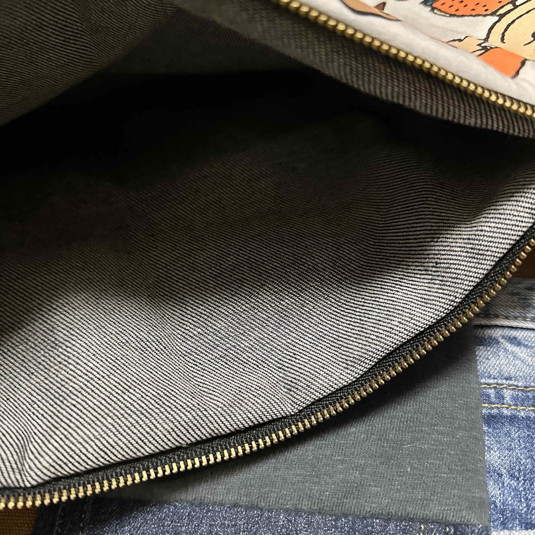 デニムリメイク　BIGポーチ ハンドメイドのファッション小物(ポーチ)の商品写真