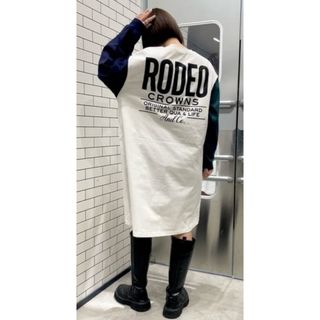 ロデオクラウンズワイドボウル(RODEO CROWNS WIDE BOWL)の【新品】ロデオクラウンズ　Tシャツ　ワンピース(ロングワンピース/マキシワンピース)