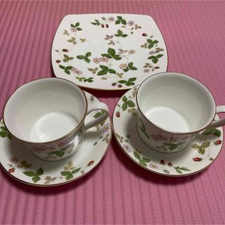 ウェッジウッド(WEDGWOOD)のウェッジウッド　3点セット　お皿&カップ&ソーサー(食器)