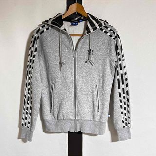 adidas originals 総柄 パーカー  Lサイズ 本田翼着用