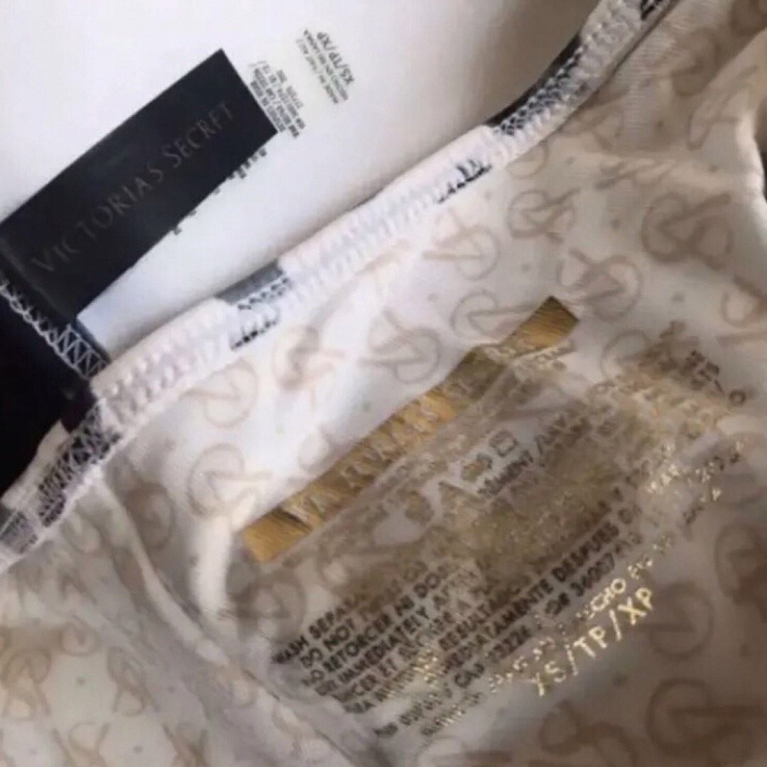 Victoria's Secret(ヴィクトリアズシークレット)のレア 新品 水着 ヴィクトリアシークレット XS アニマル レディースの水着/浴衣(水着)の商品写真