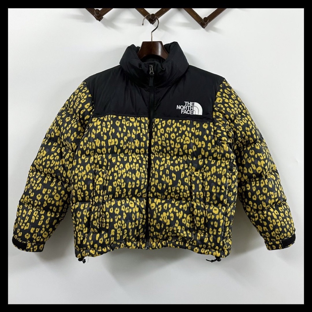 THE NORTH FACE(ザノースフェイス)のTHE NORTH FACE ノースフェイス ブレイブ ダウンジャケット 豹柄 レディースのジャケット/アウター(ダウンジャケット)の商品写真