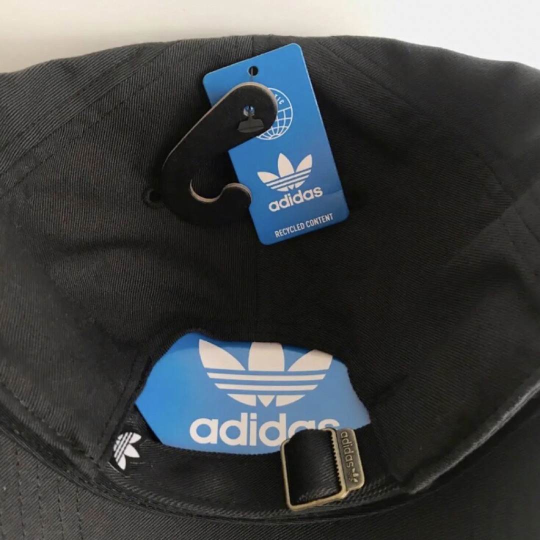 adidas(アディダス)のレア【新品】adidas USA アディダス キャップ 黒 メンズの帽子(キャップ)の商品写真