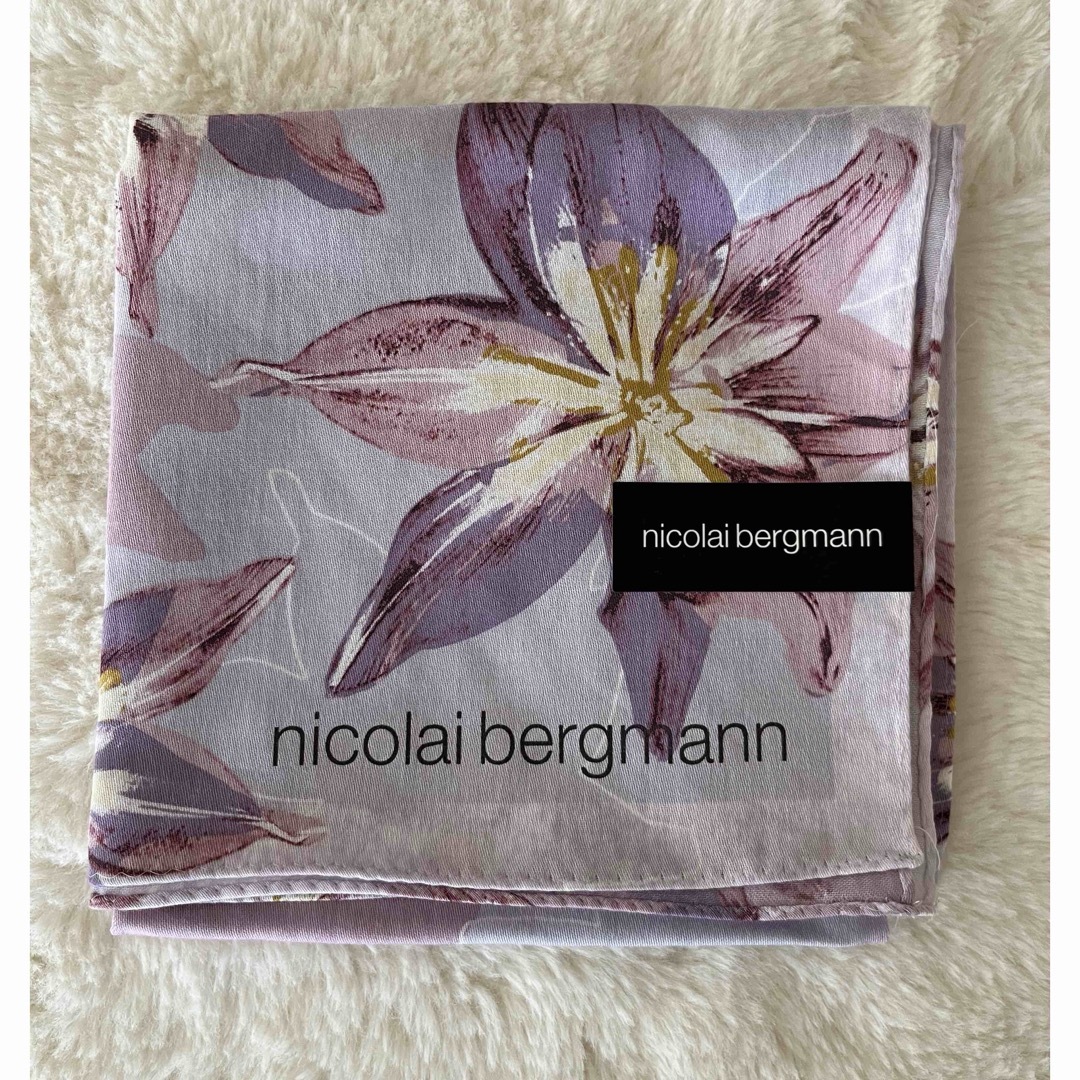 nicolai bergmann(ニコライバーグマン)の★nicolai bergmann★(未使用)大判ハンカチ ニコライバーグマン レディースのファッション小物(ハンカチ)の商品写真