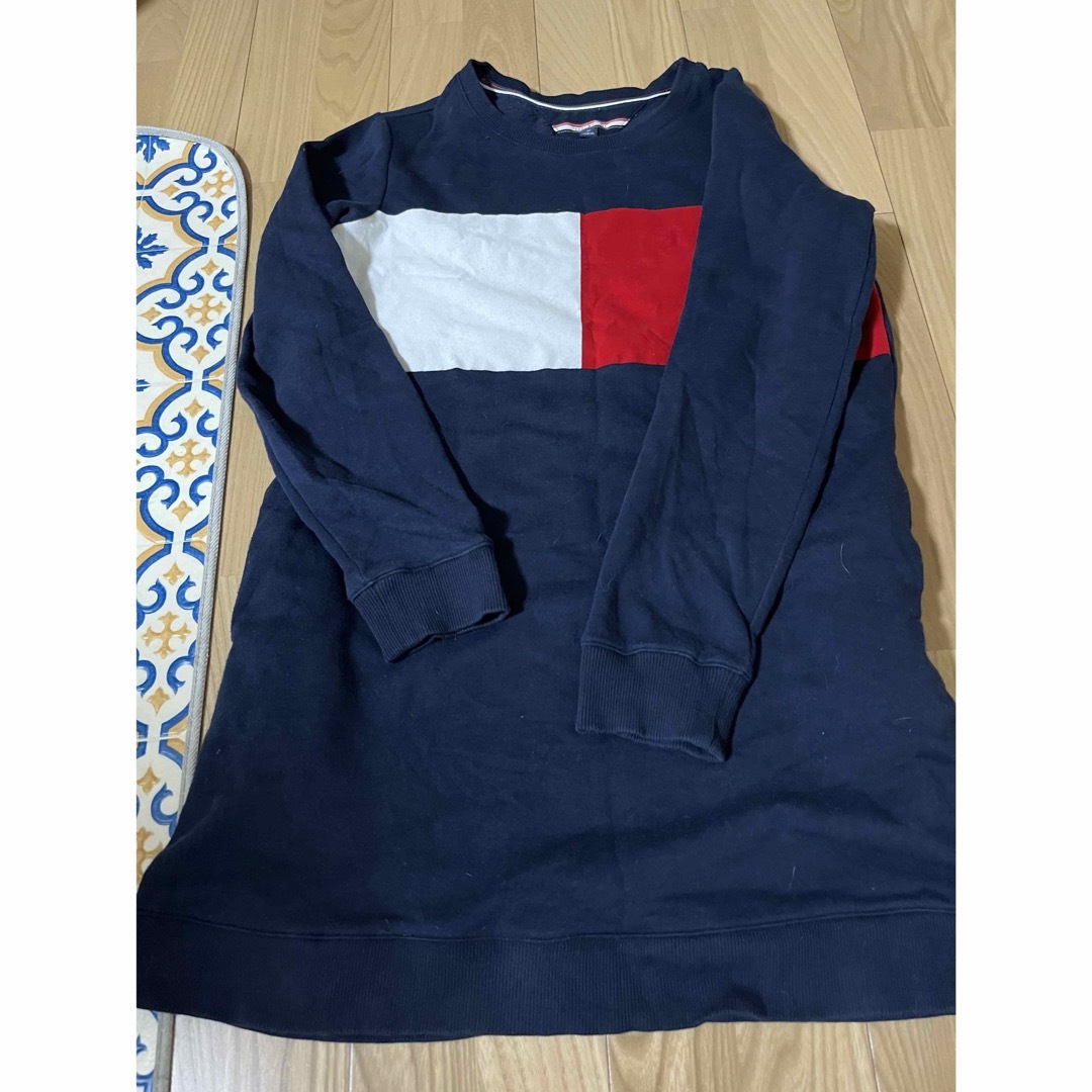 TOMMY HILFIGER(トミーヒルフィガー)のTommy トレーナー　M レディースのトップス(トレーナー/スウェット)の商品写真