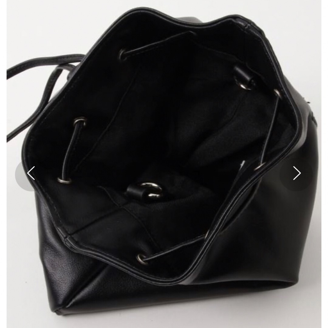 CLANE(クラネ)のCLANE クラネ  DRAWSTRING BAG レザーバッグ 巾着 ブラック レディースのバッグ(ショルダーバッグ)の商品写真