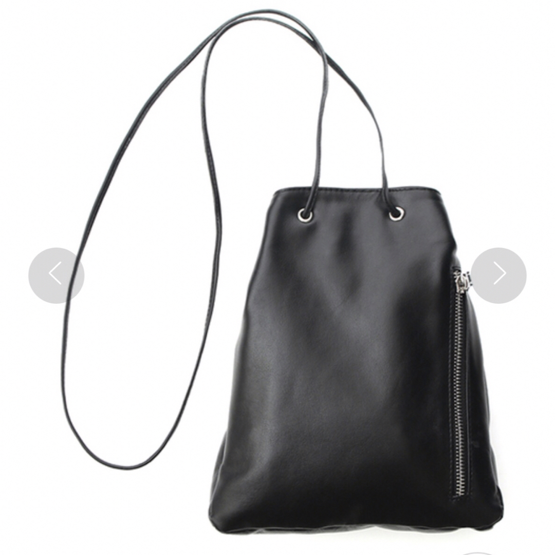 CLANE(クラネ)のCLANE クラネ  DRAWSTRING BAG レザーバッグ 巾着 ブラック レディースのバッグ(ショルダーバッグ)の商品写真