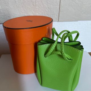 エルメス(Hermes)の美品 HERMES エルメス ヴェスパポーチ アップルグリーン ミニポーチ(ポーチ)