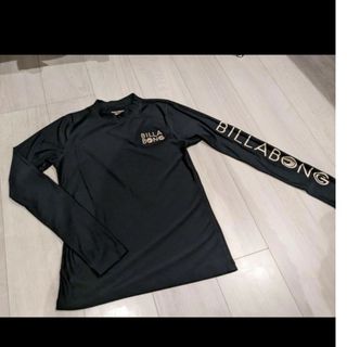 ビラボン(billabong)のBILLABONG レディース　ラッシュガード　Sサイズ(水着)