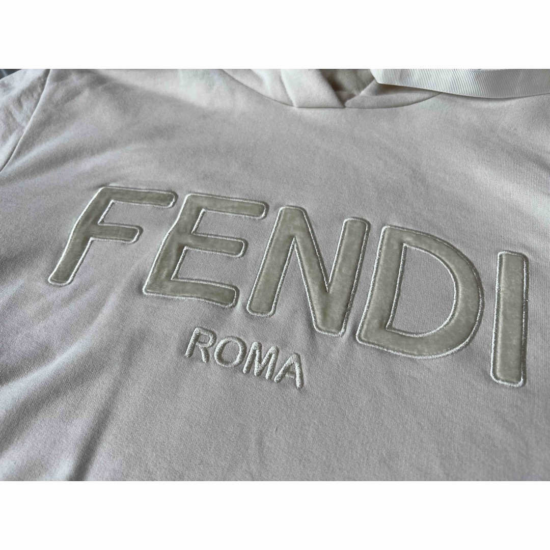 FENDI(フェンディ)のFENDI フェンディ スウェット シャツ パーカー レディースのトップス(パーカー)の商品写真