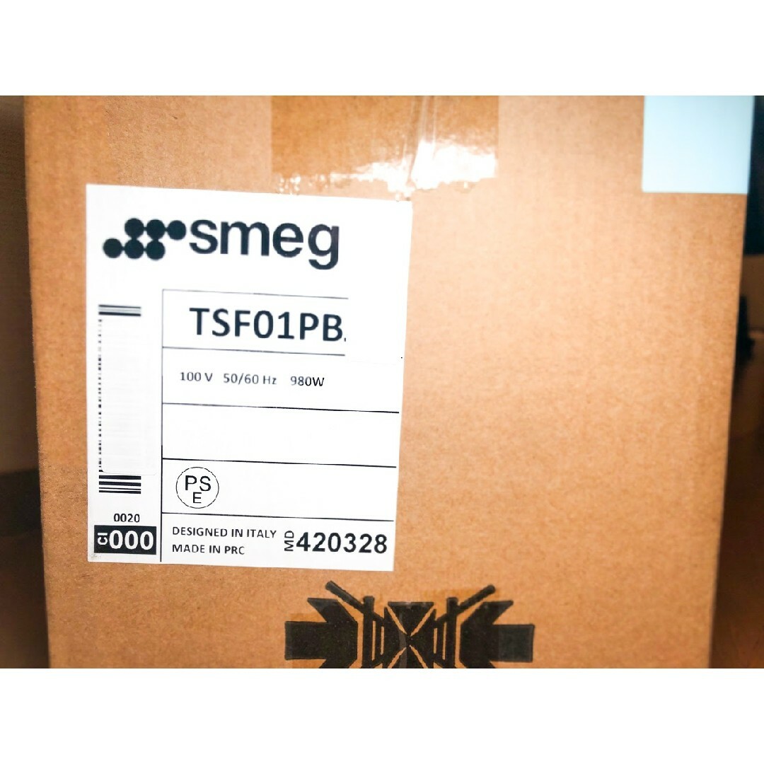 SMEG スメッグ トースター パステルブルー TSF01PBJP [2枚焼] スマホ/家電/カメラの調理家電(調理機器)の商品写真