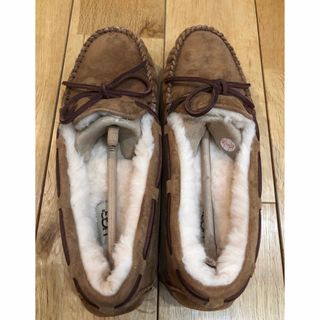 アグ(UGG)のUGG  DAKOTA  26cm チェスナット　新品(スリッポン/モカシン)