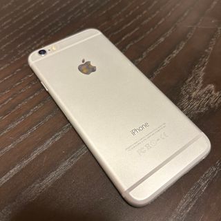 アイフォーン(iPhone)のiPhone 6 64GB シルバー(スマートフォン本体)