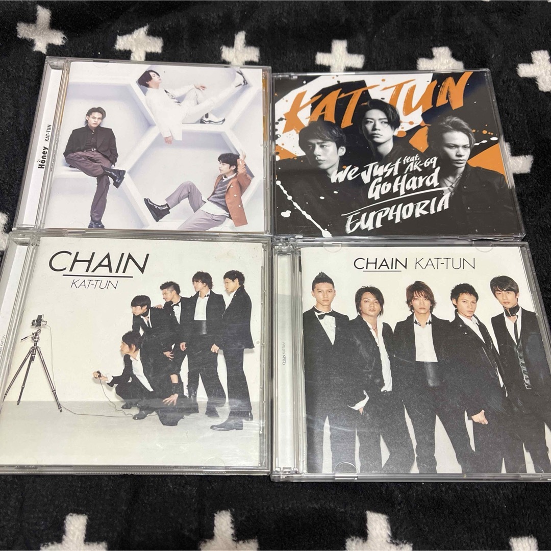KAT-TUN(カトゥーン)のKAT−TUN CD (バラ売り可) エンタメ/ホビーのCD(ポップス/ロック(邦楽))の商品写真