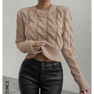 シーイン(SHEIN)のSHEIN Essnce 無地柄 ケーブルニット セーター(ニット/セーター)