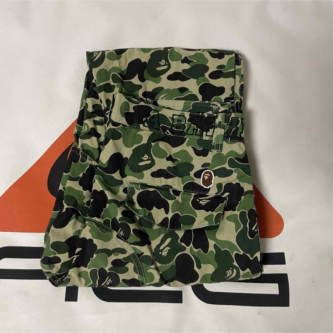 A BATHING APE(アベイシングエイプ)のabathingape undfeatedコラボ　 トラックパンツ メンズのパンツ(ワークパンツ/カーゴパンツ)の商品写真