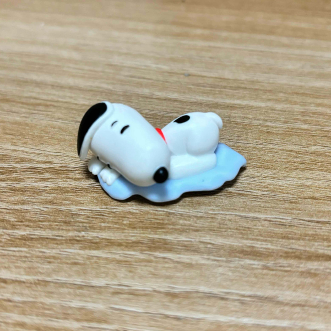 SNOOPY(スヌーピー)のスヌーピー   昼寝　フィギュア エンタメ/ホビーのフィギュア(その他)の商品写真