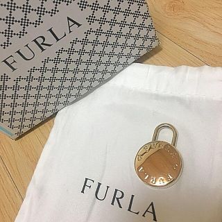 Furlaパイパーバッグチャームキーホルダー