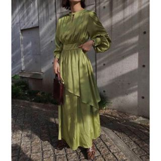 アメリヴィンテージ(Ameri VINTAGE)のAMERI BULGE SHOULDER DRESS(ロングワンピース/マキシワンピース)