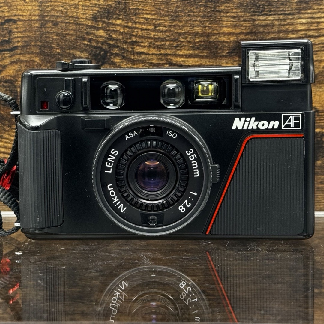 Nikon(ニコン)のフィルムカメラ　NIKON L35AF 完動品 スマホ/家電/カメラのカメラ(フィルムカメラ)の商品写真