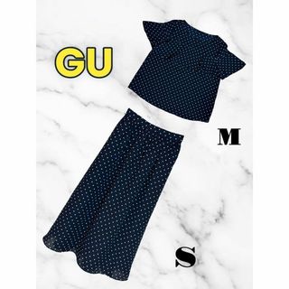 ユニクロ(UNIQLO)の美品✨【GU】セットアップ　ブラウス　スカート　さらさら　黒　ドット柄　 S・M(ロングワンピース/マキシワンピース)