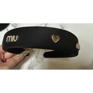 ミュウミュウ カチューシャの通販 100点以上 | miumiuのレディースを ミュウミュウ カチューシャの通販 100点以上 | miumiuのレディースを