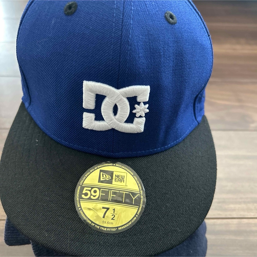 NEW ERA(ニューエラー)のDC×ニューエラ　キャップ メンズの帽子(キャップ)の商品写真