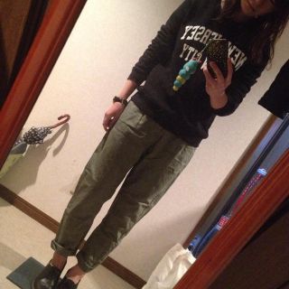 サルエルカーキパンツ(カジュアルパンツ)