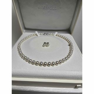 ミキモト(MIKIMOTO)のミキモト　K18  7.5〜8㎜　パールネックレス　8.3㎜ピアスセット　美品(ネックレス)