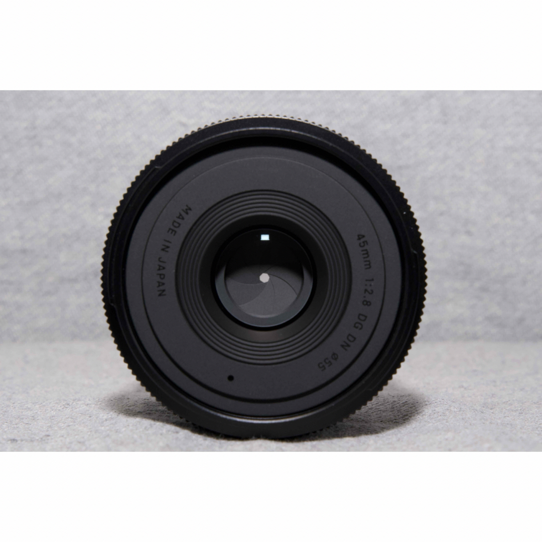 SIGMA(シグマ)のsake様用SIGMA45mm F2.8DG DN フィルター・プロテクター無し スマホ/家電/カメラのカメラ(レンズ(単焦点))の商品写真