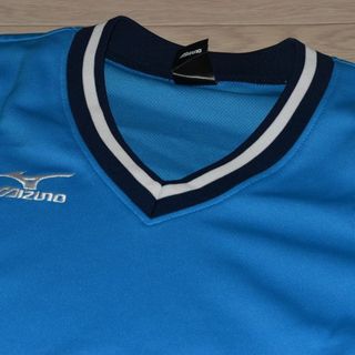 ミズノ(MIZUNO)の美品 MIZUNO Vネック トレーナー　M(ウェア)