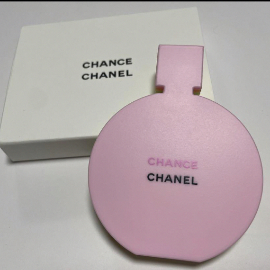 CHANEL(シャネル)の非売品CHANELノベルティミラー レディースのファッション小物(ミラー)の商品写真