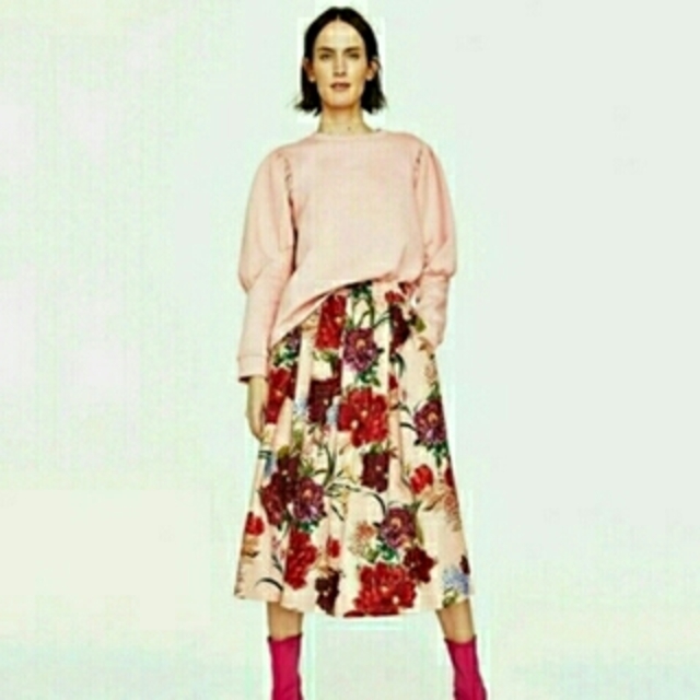 ZARA(ザラ)のZARA ザラ　花柄　スカートフローラルプリントスカートスナイデルジルtocco レディースのスカート(ひざ丈スカート)の商品写真