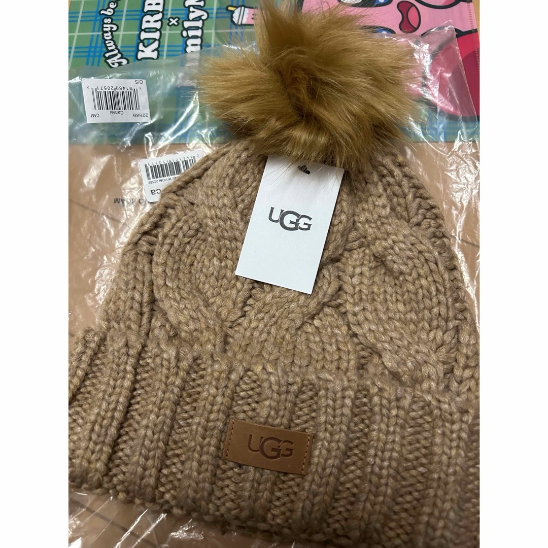 UGG(アグ)のugg ニットキャップ　　ビーニー レディースの帽子(ニット帽/ビーニー)の商品写真