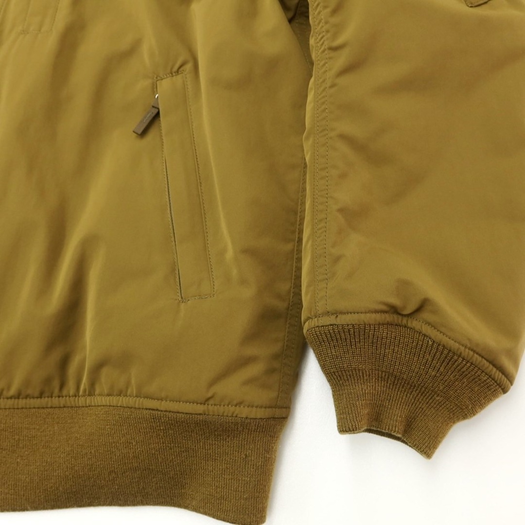 THE NORTH FACE(ザノースフェイス)の【中古】ザノースフェイス THE NORTH FACE 中綿MA-1 ボンバージャケット オーカー【サイズM】【メンズ】 メンズのジャケット/アウター(その他)の商品写真