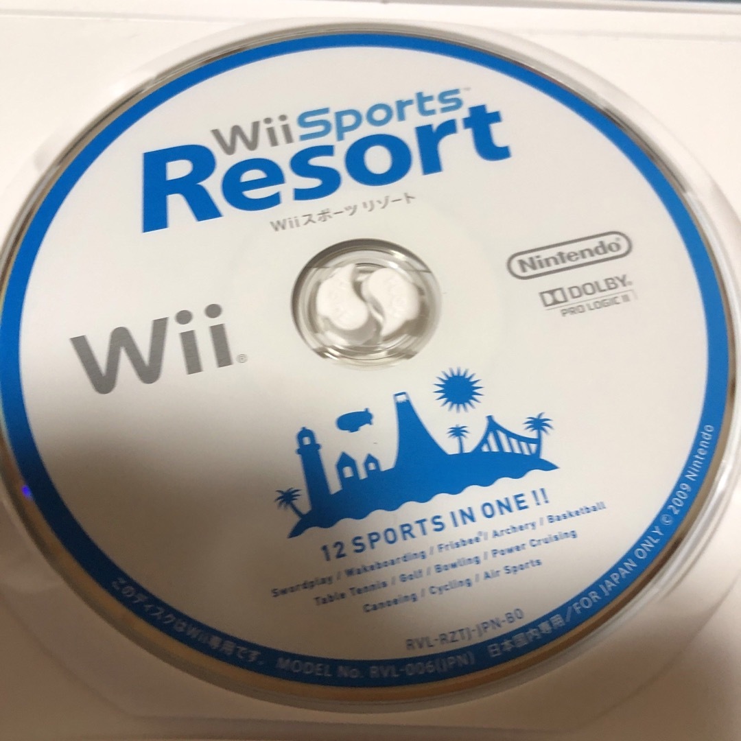 Wii スポーツ　リゾート エンタメ/ホビーのゲームソフト/ゲーム機本体(家庭用ゲームソフト)の商品写真