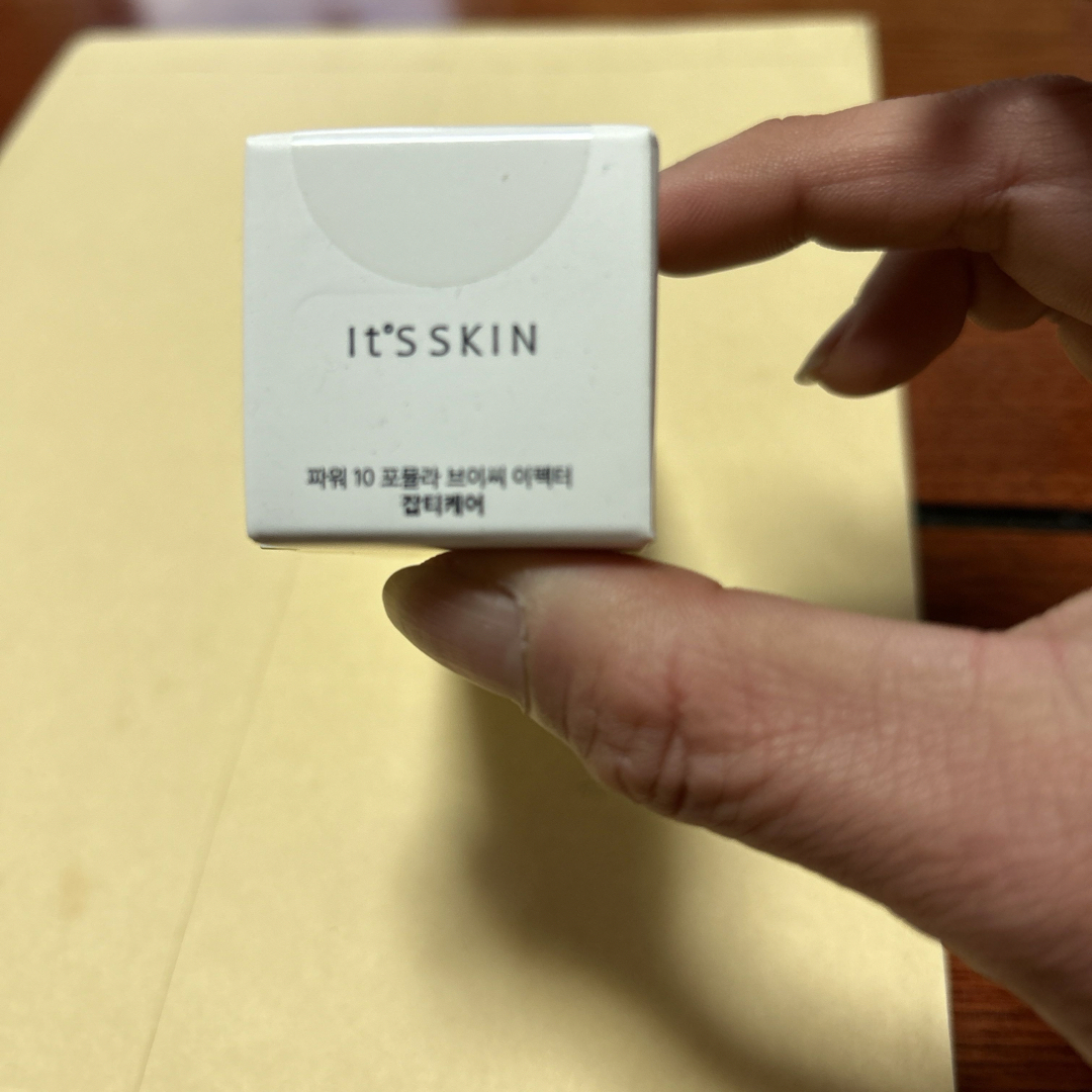 It's skin(イッツスキン)の美容液　イッツスキン パワー10フォーミュラ VCエフェクター 30ml コスメ/美容のスキンケア/基礎化粧品(美容液)の商品写真