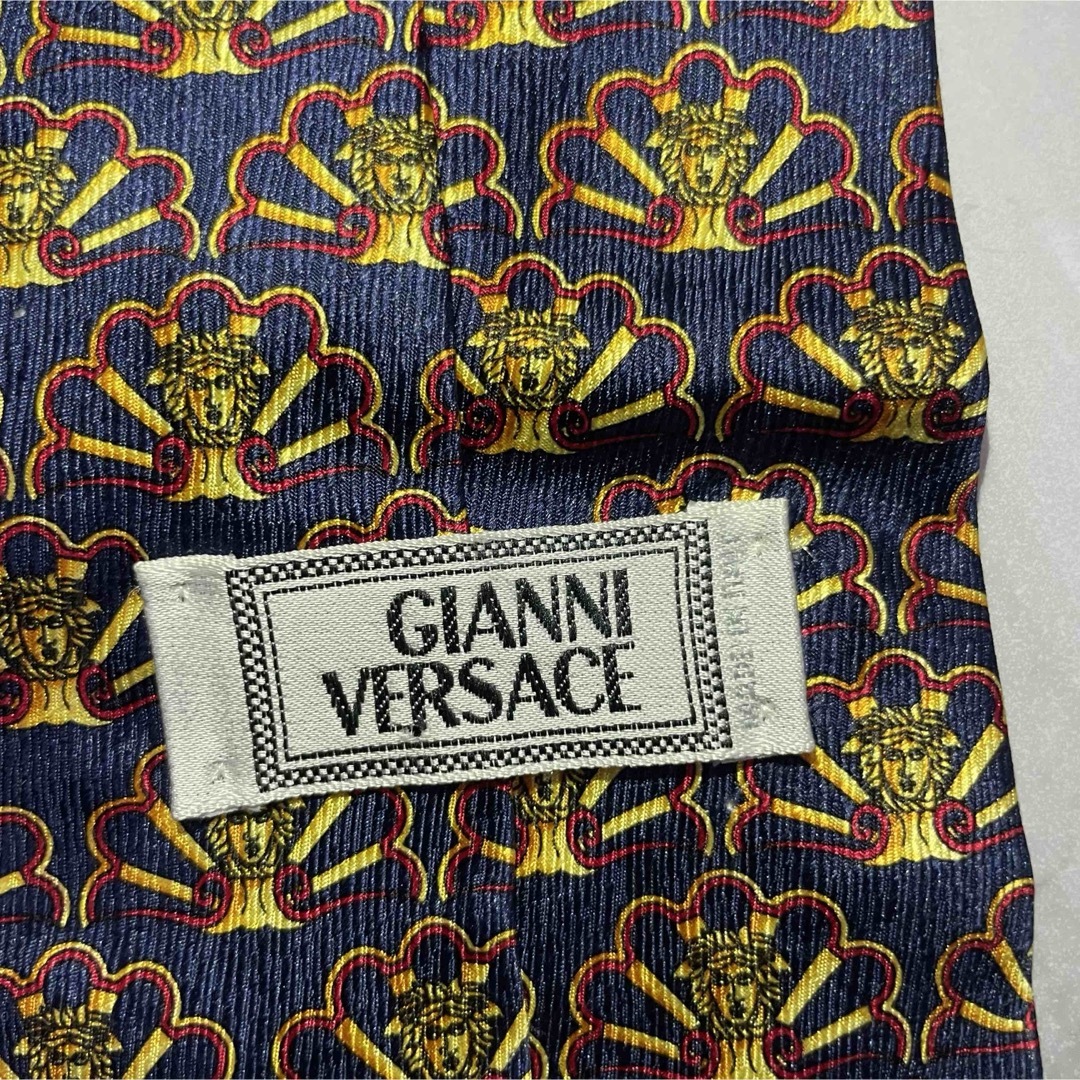 Gianni Versace(ジャンニヴェルサーチ)の 【太陽の神メデューサ柄】ジャンニヴェルサーチネクタイ   VERSACE メンズのファッション小物(ネクタイ)の商品写真