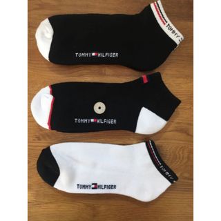 トミーヒルフィガー(TOMMY HILFIGER)の新品トミーヒルフィガーTOMMY HILFIGERメンズソックス3足セット896(ソックス)