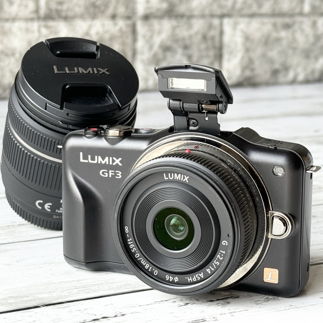 Panasonic「LUMIX GF」DMC−GF3 ダブルレンズキットパナソニック