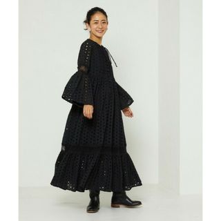 ヌキテパ(ne Quittez pas)のFreada/フリーダ カットワーク刺繍ワンピース　ヌキテパ　サラマリカ　美品(ロングワンピース/マキシワンピース)