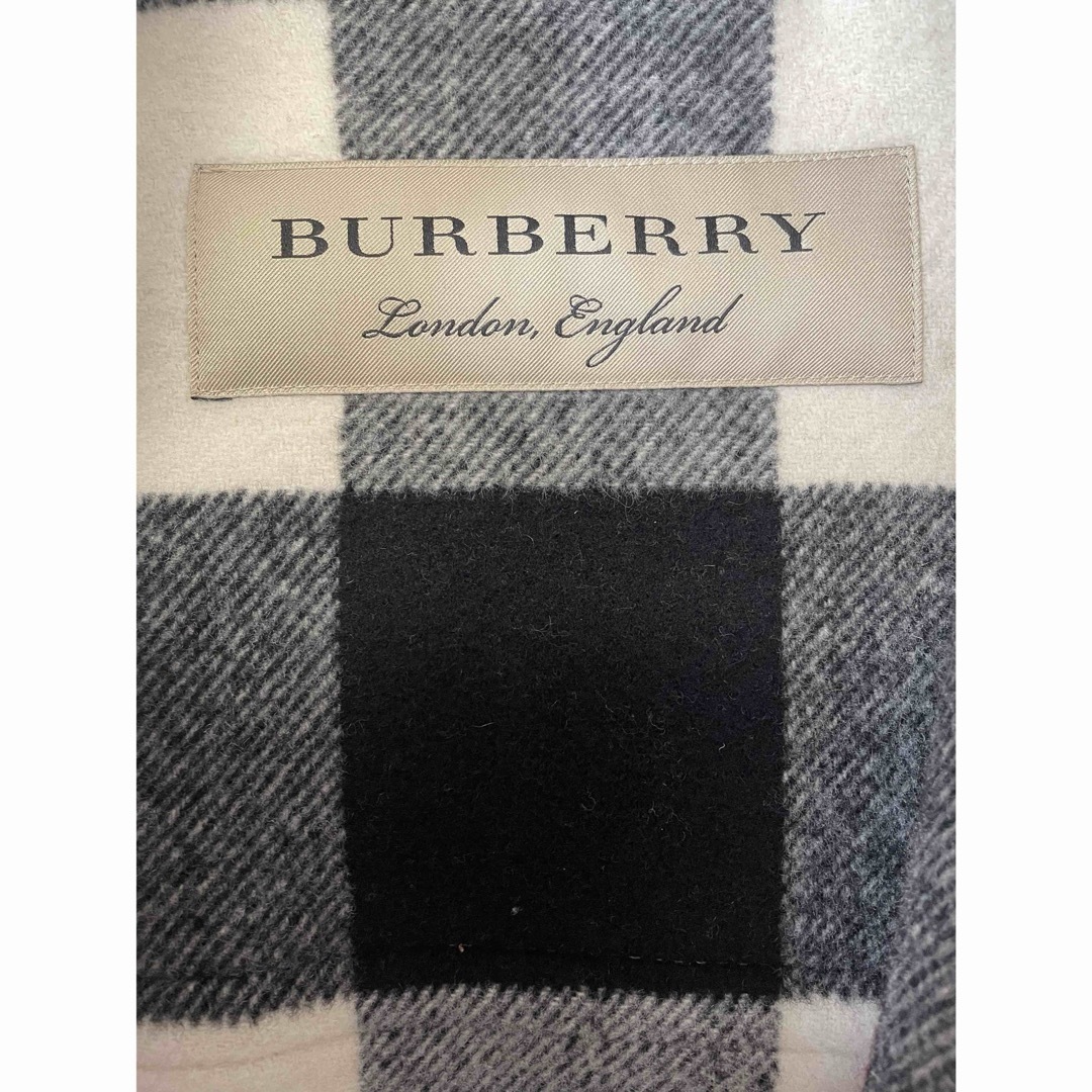 BURBERRY(バーバリー)のバーバリー　Burberry ダッフルコート　Lサイズ　UK8 US6 レディースのジャケット/アウター(ダッフルコート)の商品写真