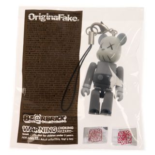 メディコムトイ(MEDICOM TOY)のMEDICOM TOY メディコムトイ BE@RBRICK 70% KAWS Original Fake ベアブリック カウズ オリジナルフェイク ストラップ キーホルダー フィギュア 人形 グレー/ネイビー(その他)