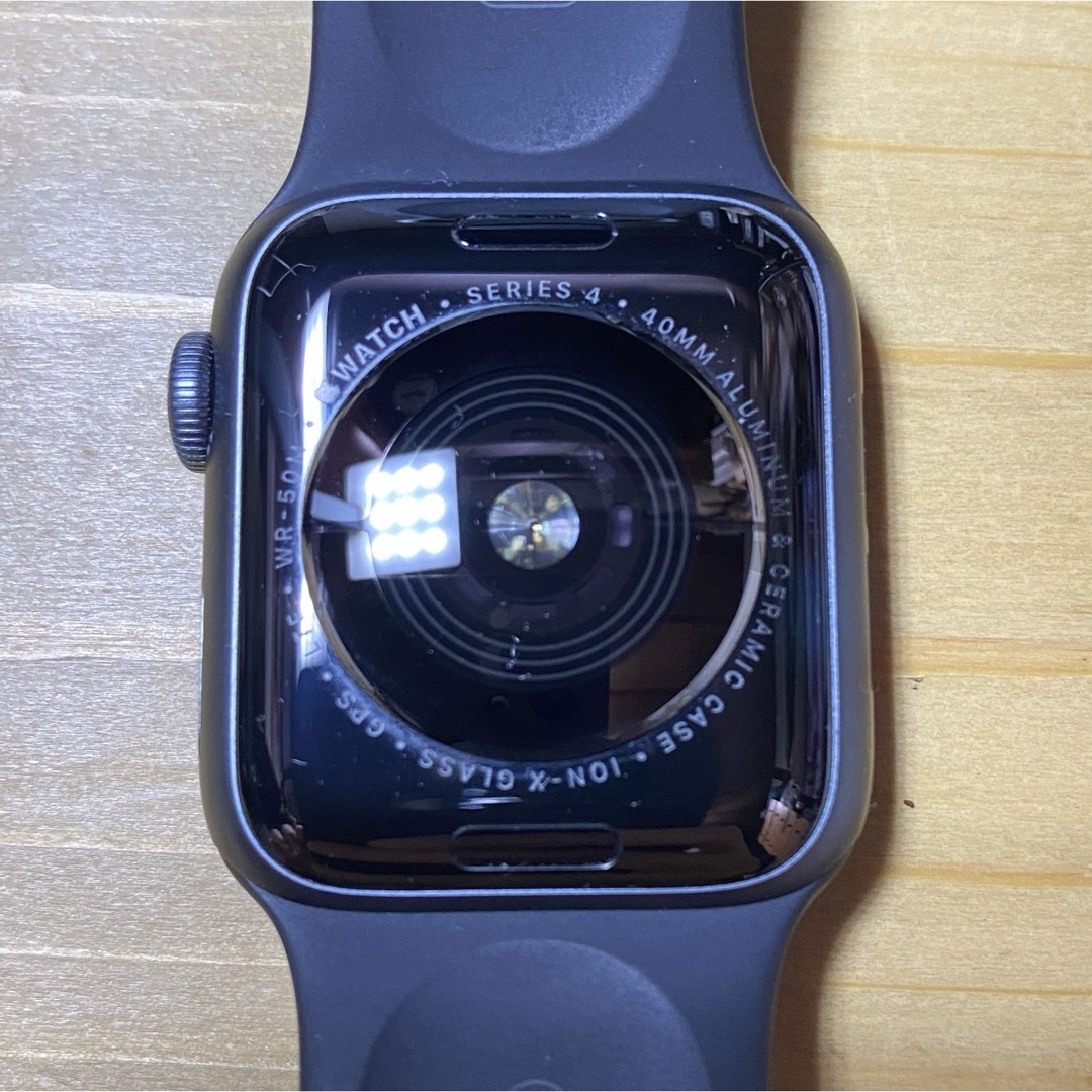 Apple Watch(アップルウォッチ)の【ジャンク】Apple Watch Series 4 GPS Cellular スマホ/家電/カメラのスマートフォン/携帯電話(スマートフォン本体)の商品写真