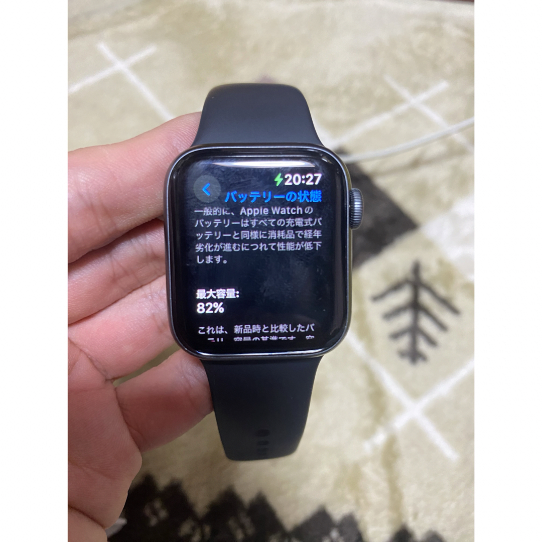 Apple Watch(アップルウォッチ)の【ジャンク】Apple Watch Series 4 GPS Cellular スマホ/家電/カメラのスマートフォン/携帯電話(スマートフォン本体)の商品写真