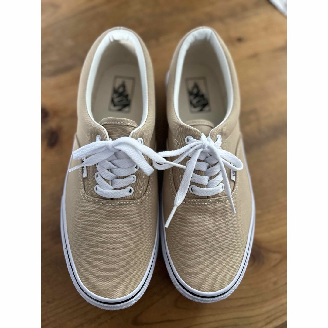 VANS(ヴァンズ)のVANS ERA  27.5cm  ベージュ　新品未使用　バンズ メンズの靴/シューズ(スニーカー)の商品写真