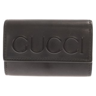 グッチ(Gucci)のGUCCI グッチ エンボスロゴ レザーキーケース ブラック 428781 1147(キーホルダー)