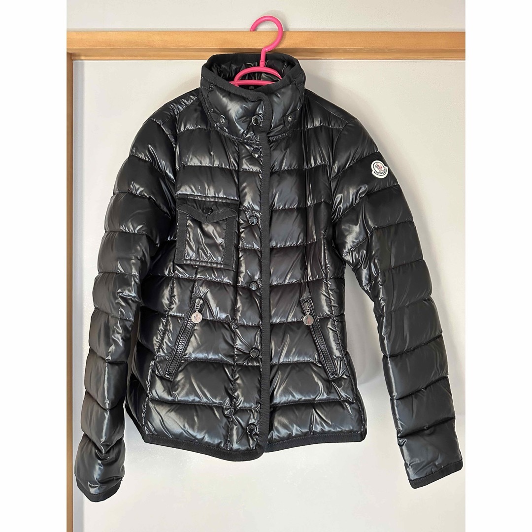 MONCLER(モンクレール)のMONCLER モンクレール ARMOISE アルモワーズ サイズ1 レディースのジャケット/アウター(ダウンジャケット)の商品写真