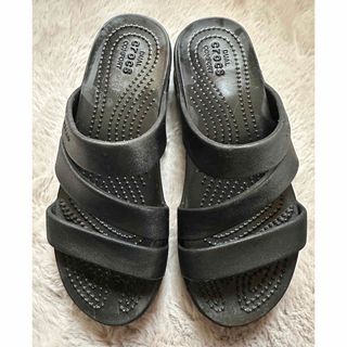 クロックス(crocs)の未使用クロックス　サイズ６　黒(サンダル)