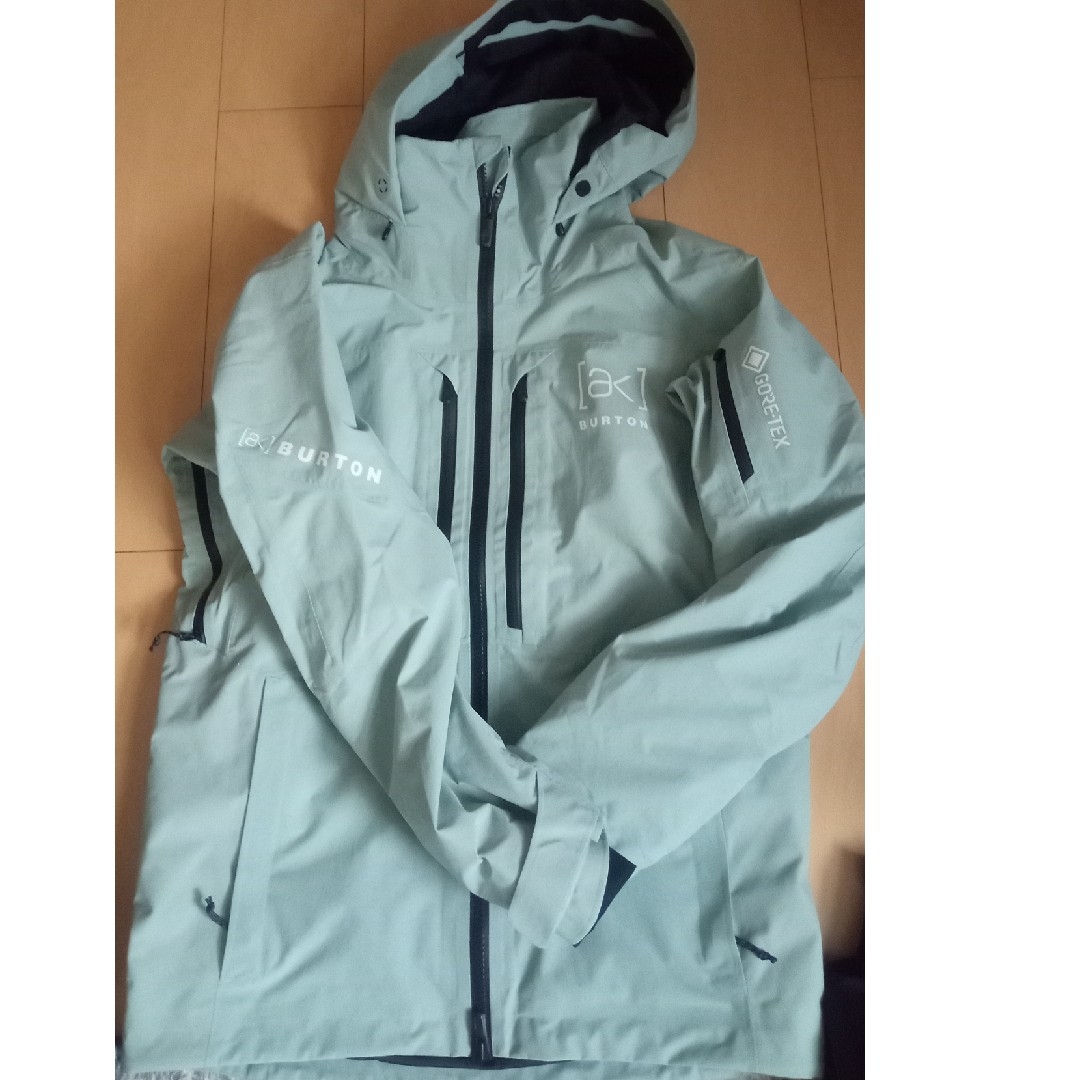 BURTON(バートン)の【未使用品】BURTON [AK] SWASH GORE-TEX Sサイズ スポーツ/アウトドアのスノーボード(ウエア/装備)の商品写真